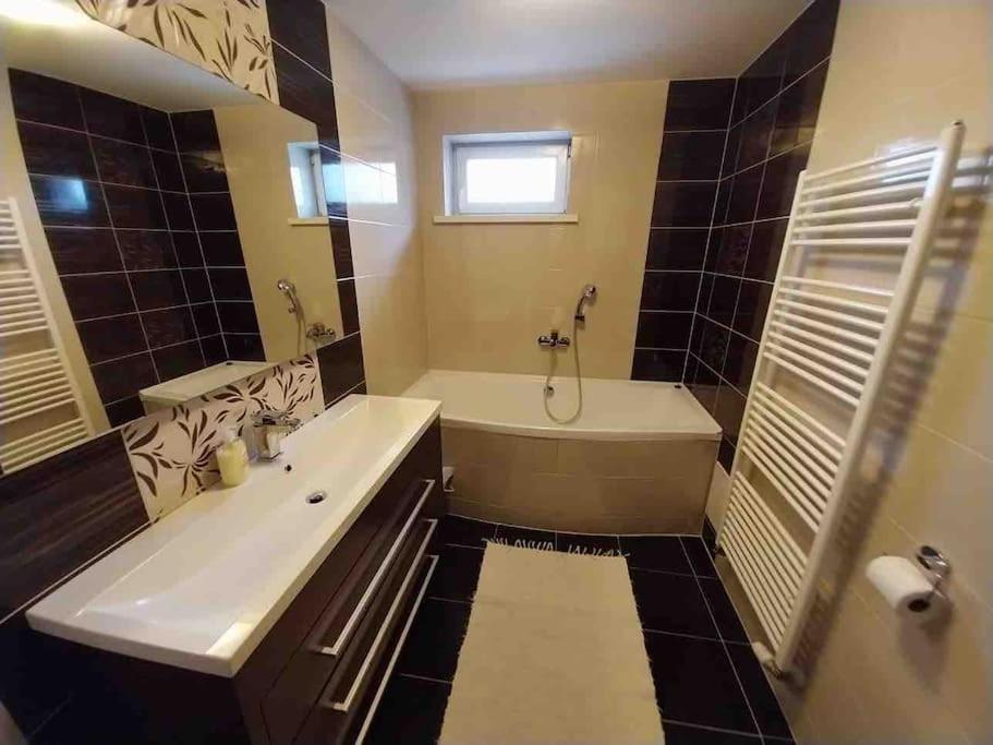 Lovely Apartment - Zilina Centrum Dış mekan fotoğraf